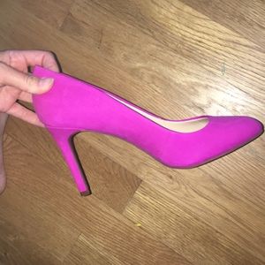 Never worn Jessica Simpson heels